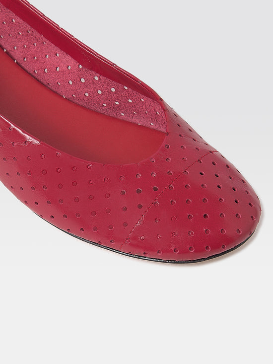 Bailarina Perforated